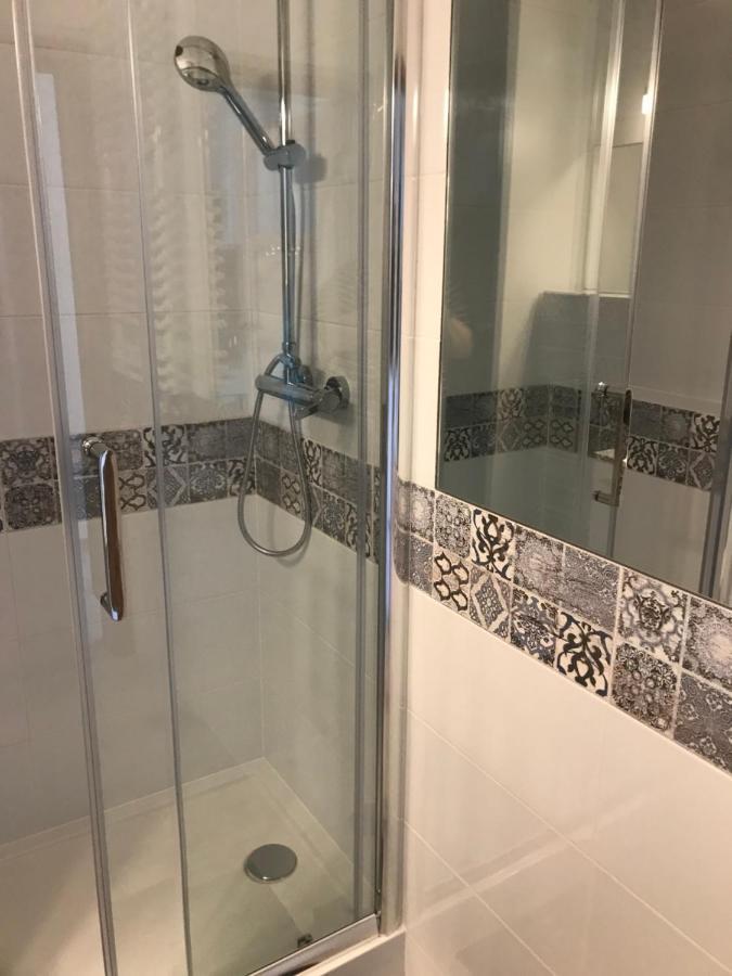 Przytulne mieszkanie z ogródkiem Apartamento Cracóvia Exterior foto