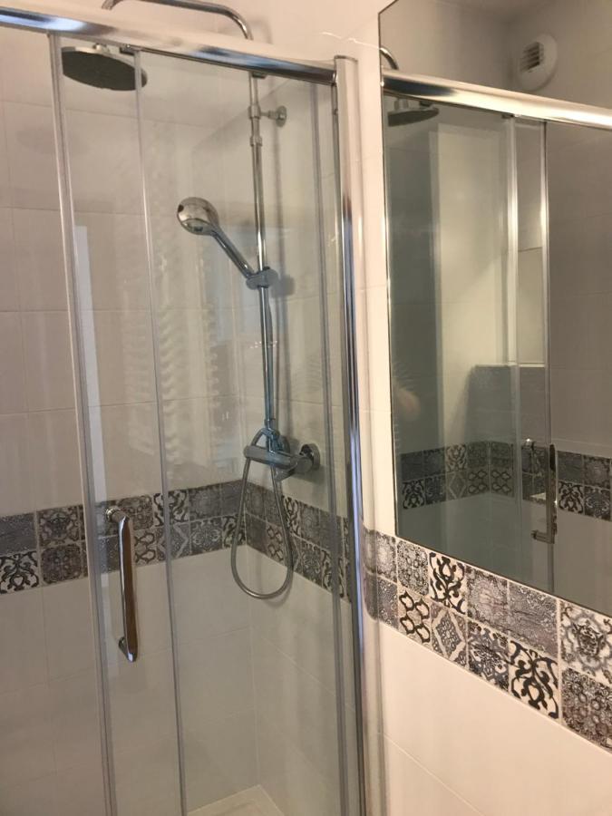 Przytulne mieszkanie z ogródkiem Apartamento Cracóvia Exterior foto