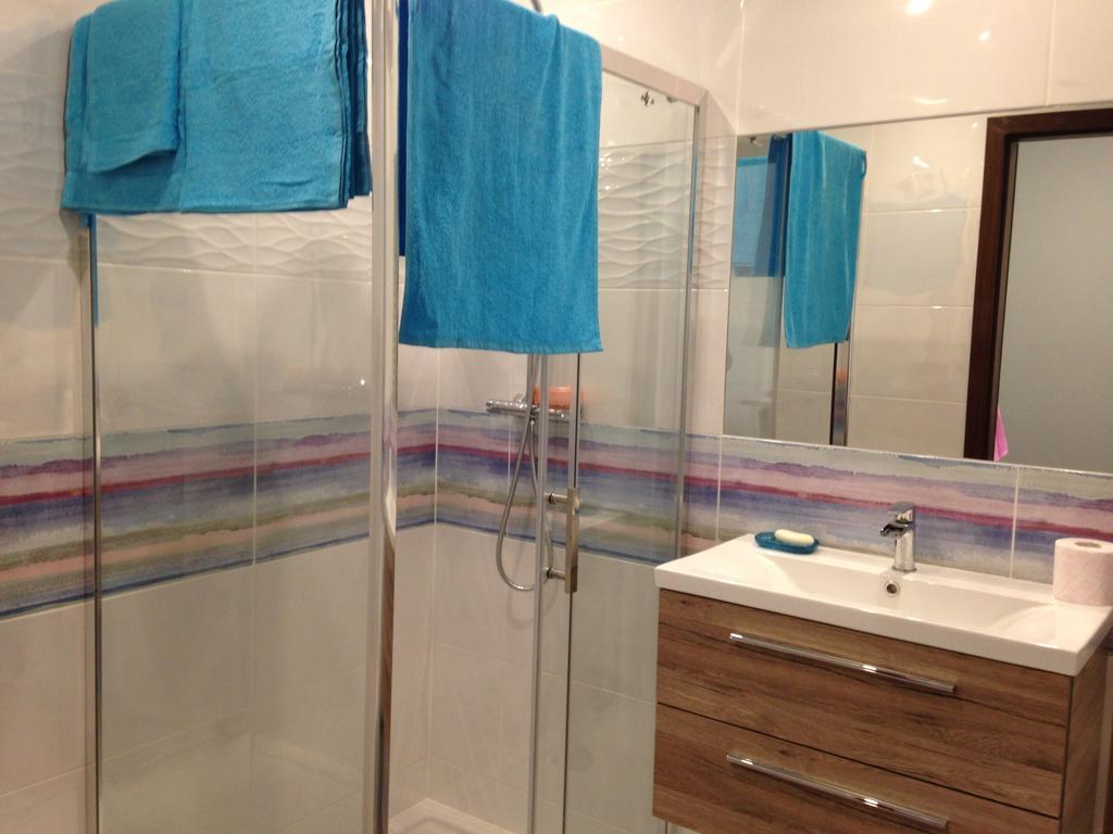 Przytulne mieszkanie z ogródkiem Apartamento Cracóvia Exterior foto
