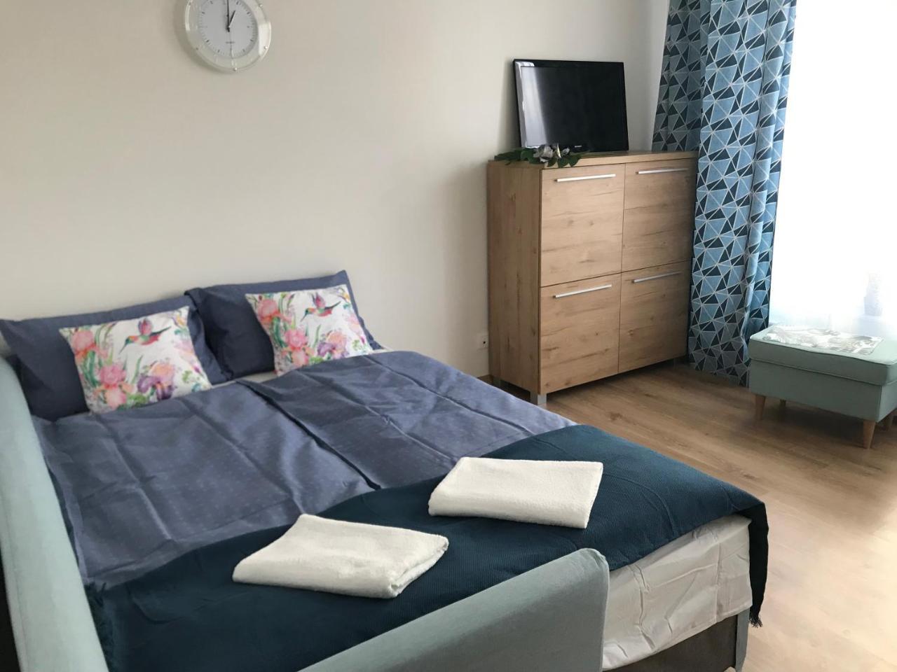 Przytulne mieszkanie z ogródkiem Apartamento Cracóvia Exterior foto